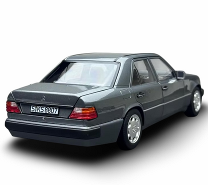 Mercedes-Benz E-Class 500E W124 1:18