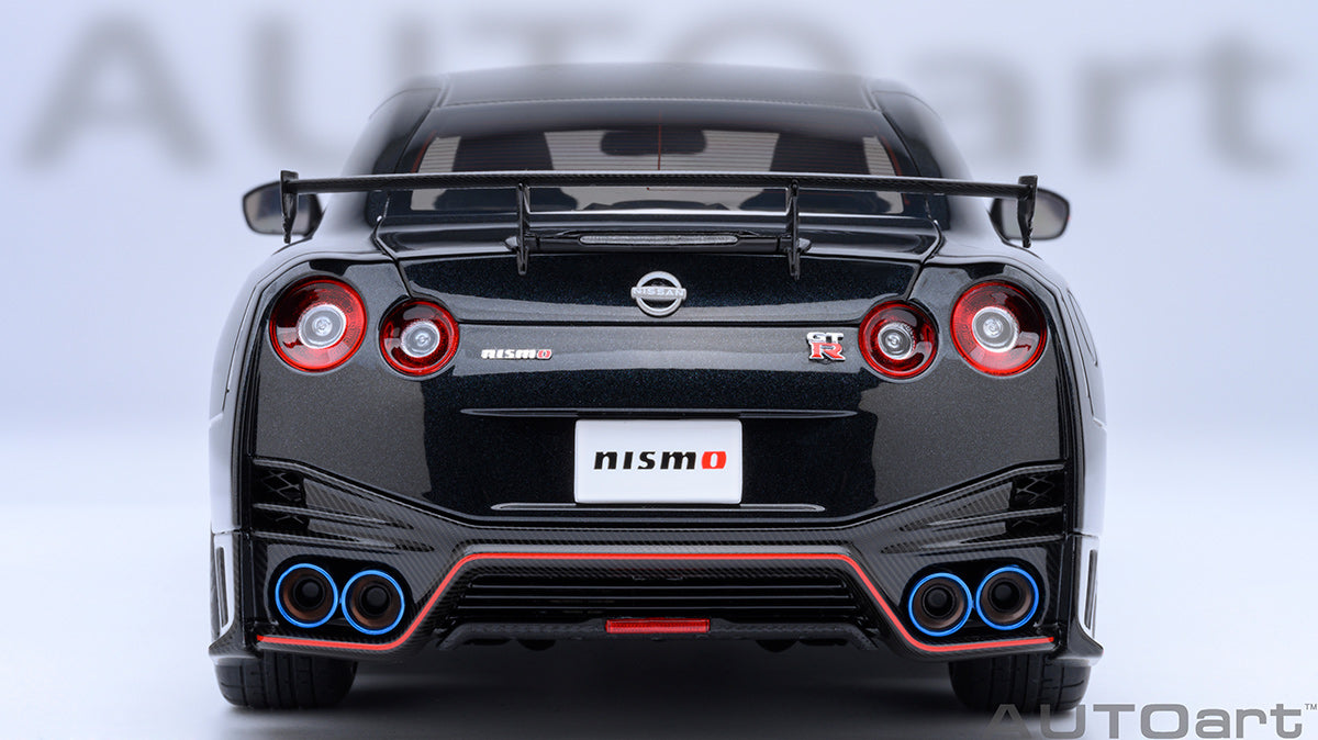 NISSAN GT-R (R35) NISMO 2022 1:18
