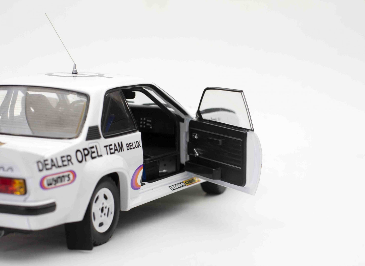 Opel Ascona 400 #8 G.Colsoul/A.Lopes 1981 1:18