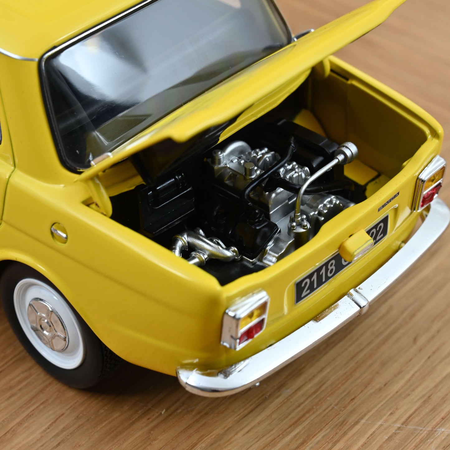 Simca 1000 LS 1974 1:18