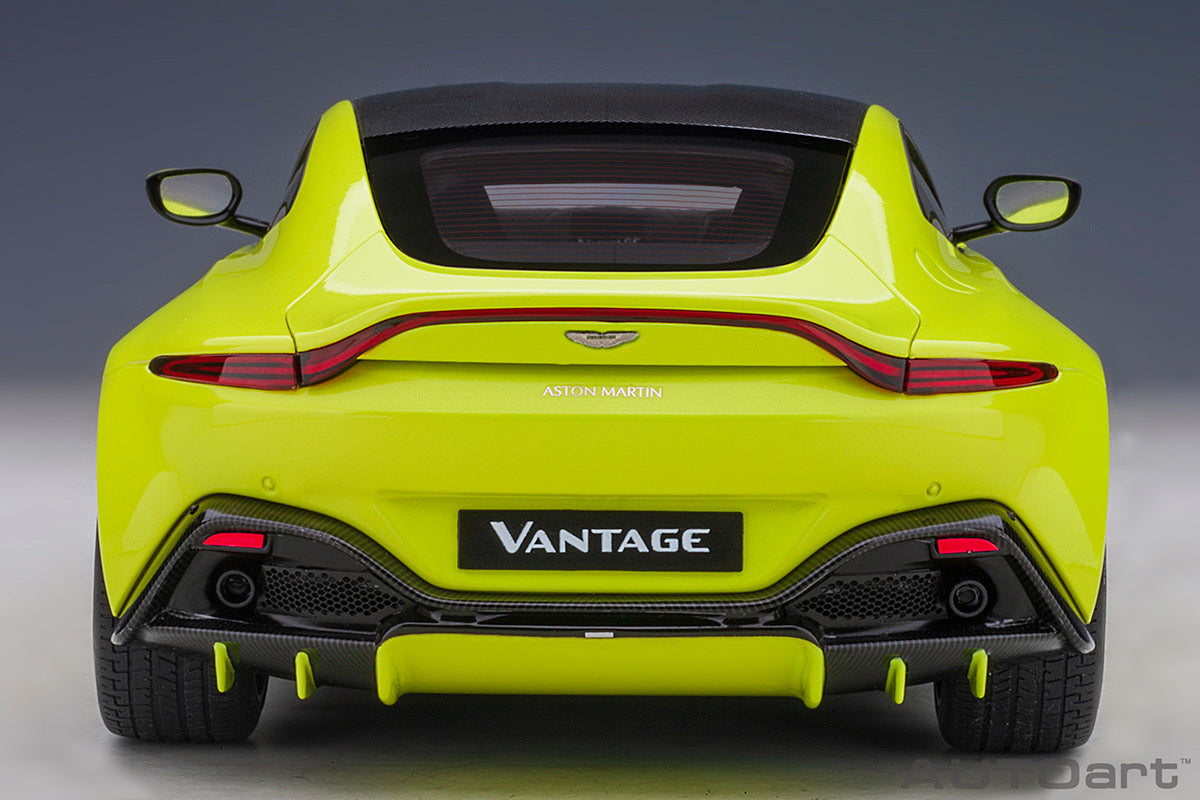 Aston Martin Vantage 1:18