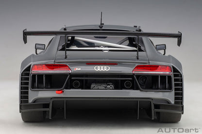 Audi R8 LMS 1:18