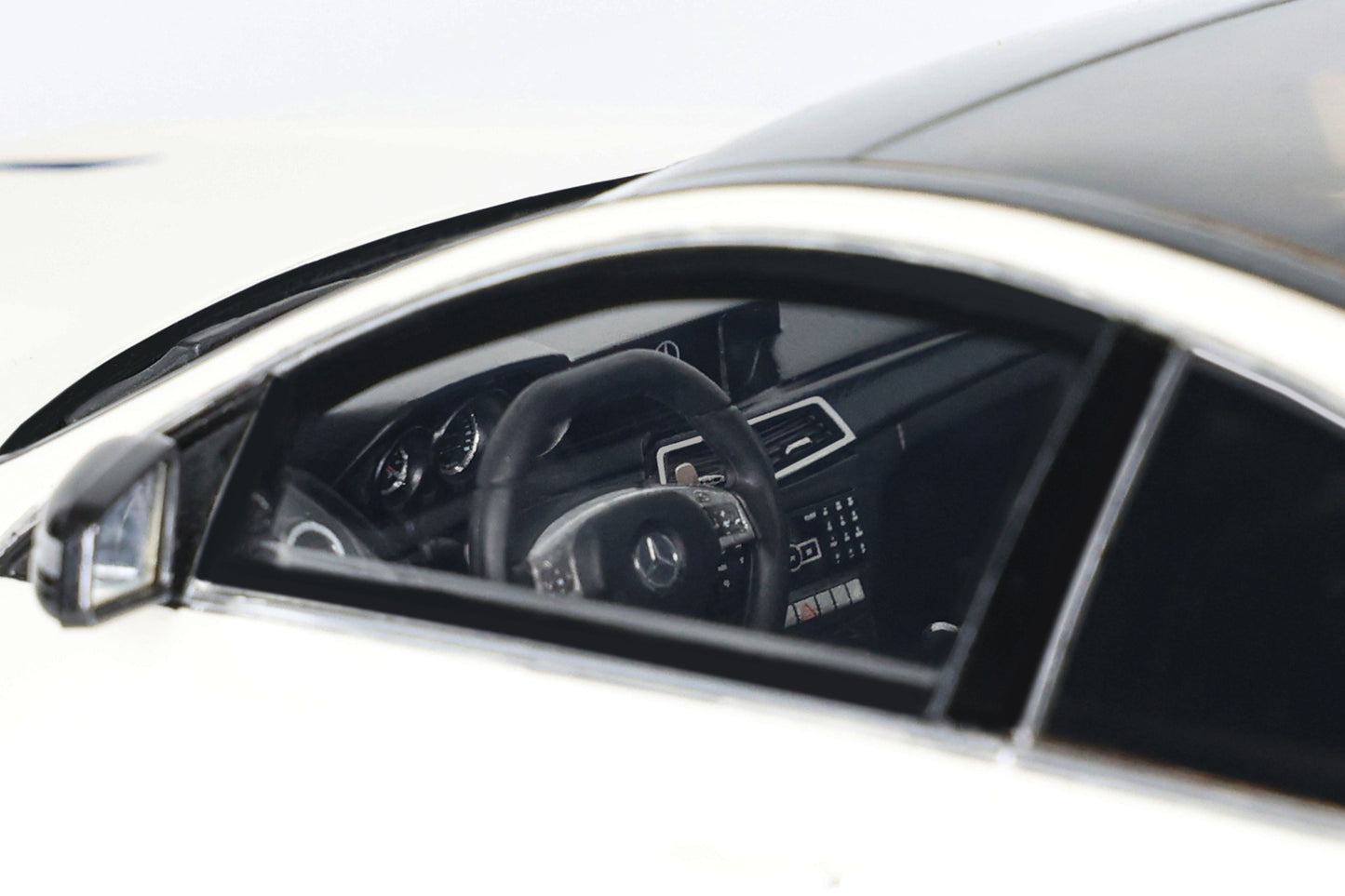 Mercedes C63 AMG (W204) Edition 507 2014 1:18