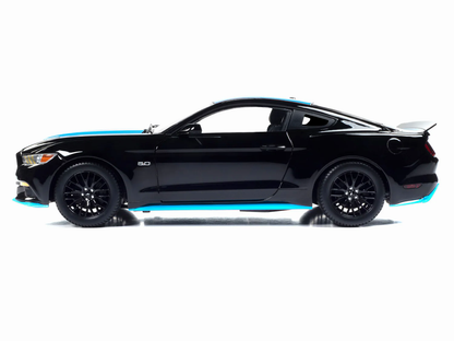 Ford Mustang Petty's Garage 2016 1:18
