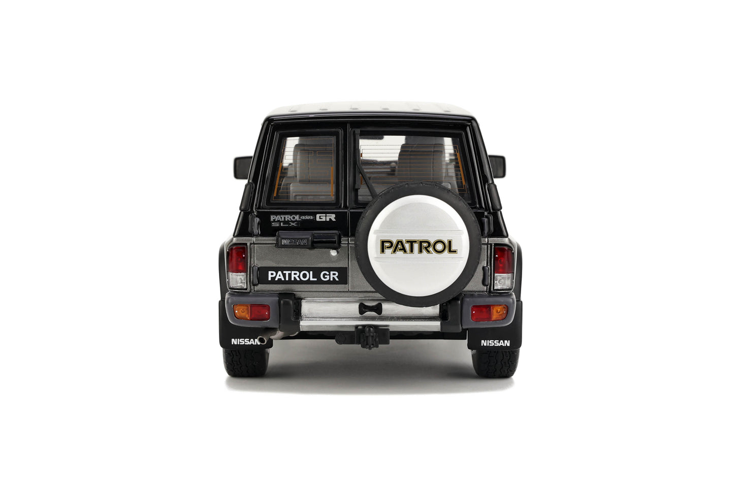 Nissan Patrol GR Y60 1992 1:18