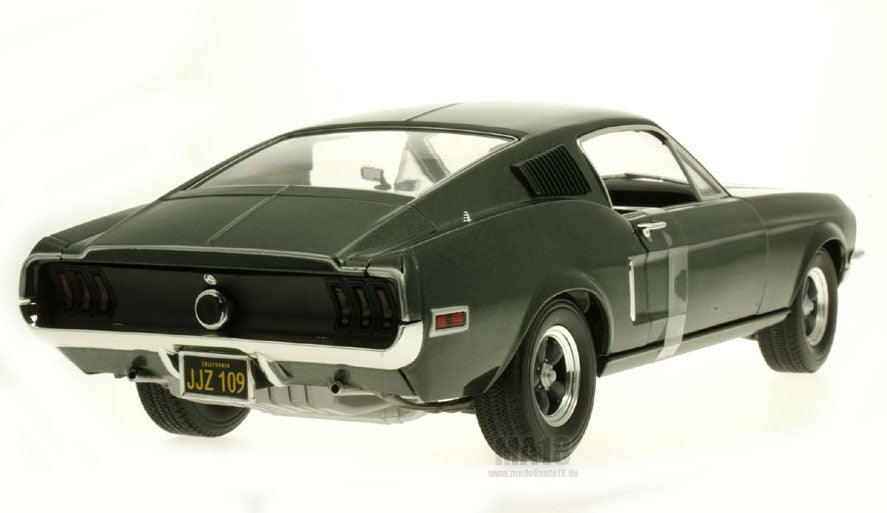Ford Mustang GT Fastback 1968 1:18