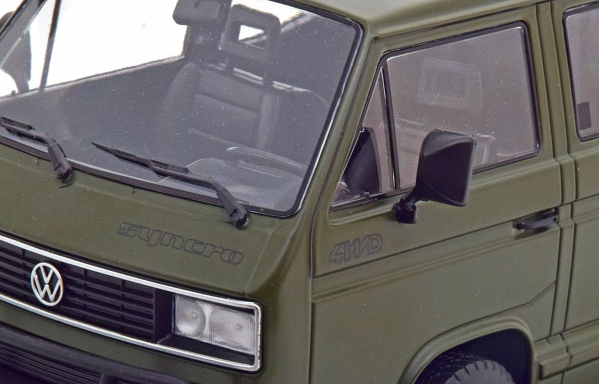 Volkswagen VW Bus T3 Syncro 1987 1:18