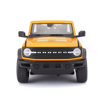 Ford Bronco 2021 1:18
