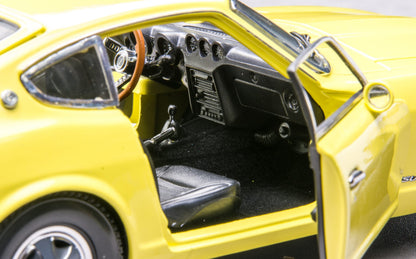 Nissan Datsun 240Z 1972 1:18