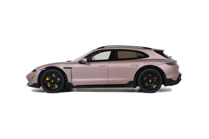 Porsche Taycan Turbo S 1:18