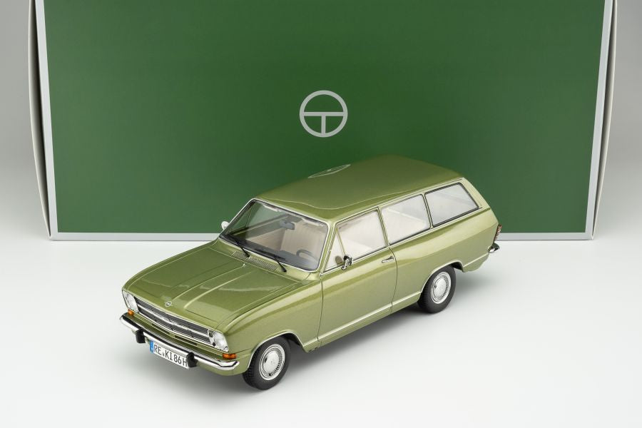 Opel Kadett B Caravan 1972 1:18