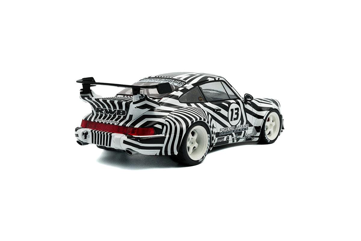 Porsche 911 THE ZEBRA 1:18