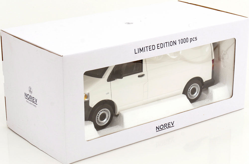 Volkswagen VW T5 Transporter 2003 1:18