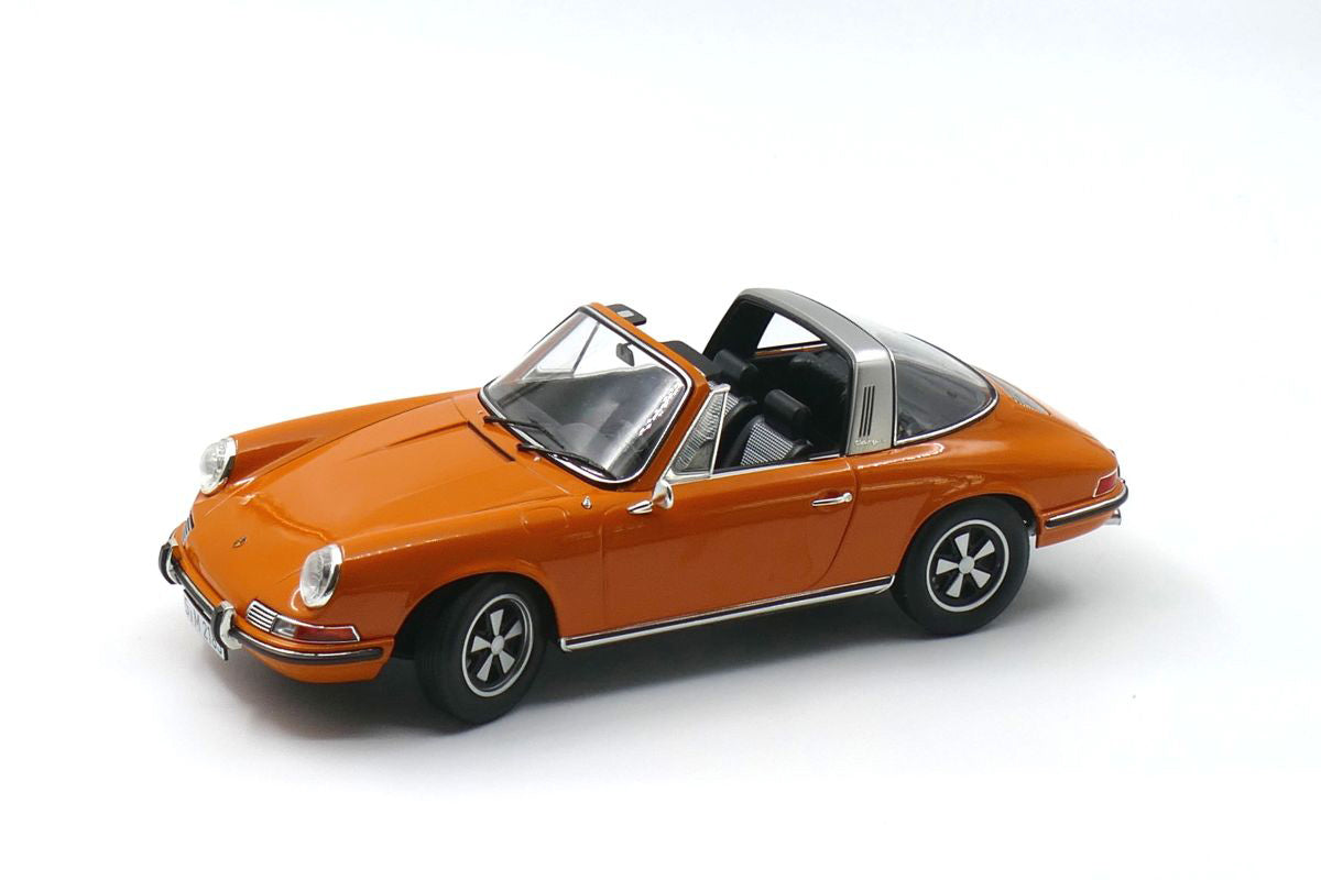 Porsche 911 T 2.2 Targa (1970) 1:18