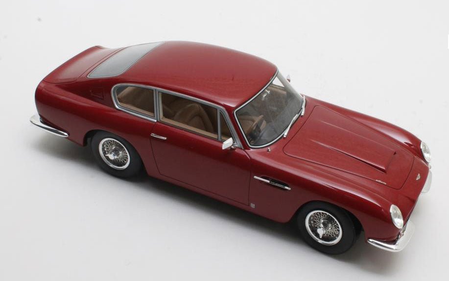 Aston Martin DB6 1:18