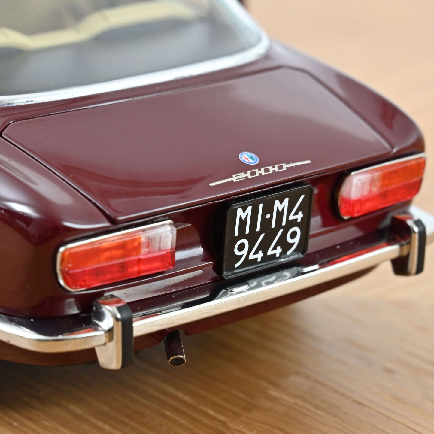 Alfa Romeo 2000 GTV 1:18