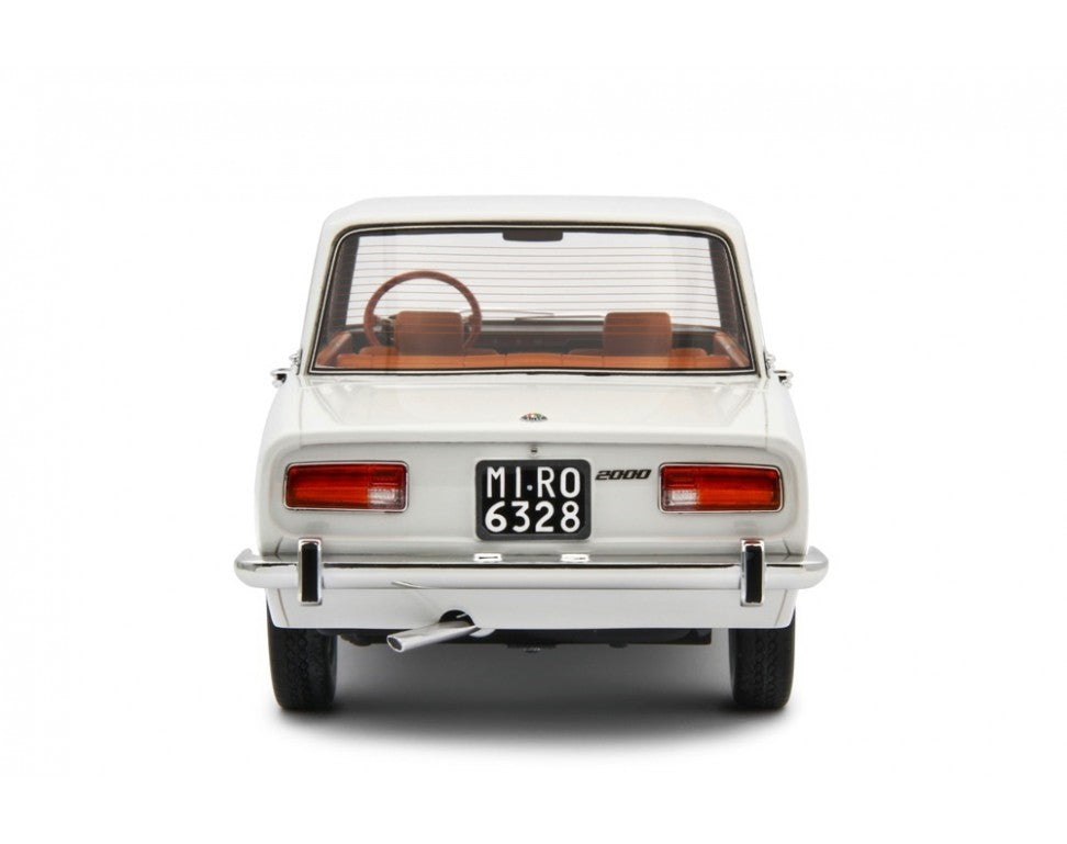 ALFA ROMEO 2000 Berlina 1:18