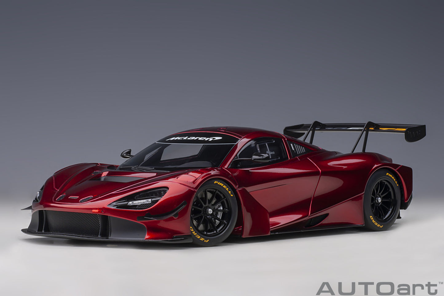 McLAREN 720S GT3 1:18