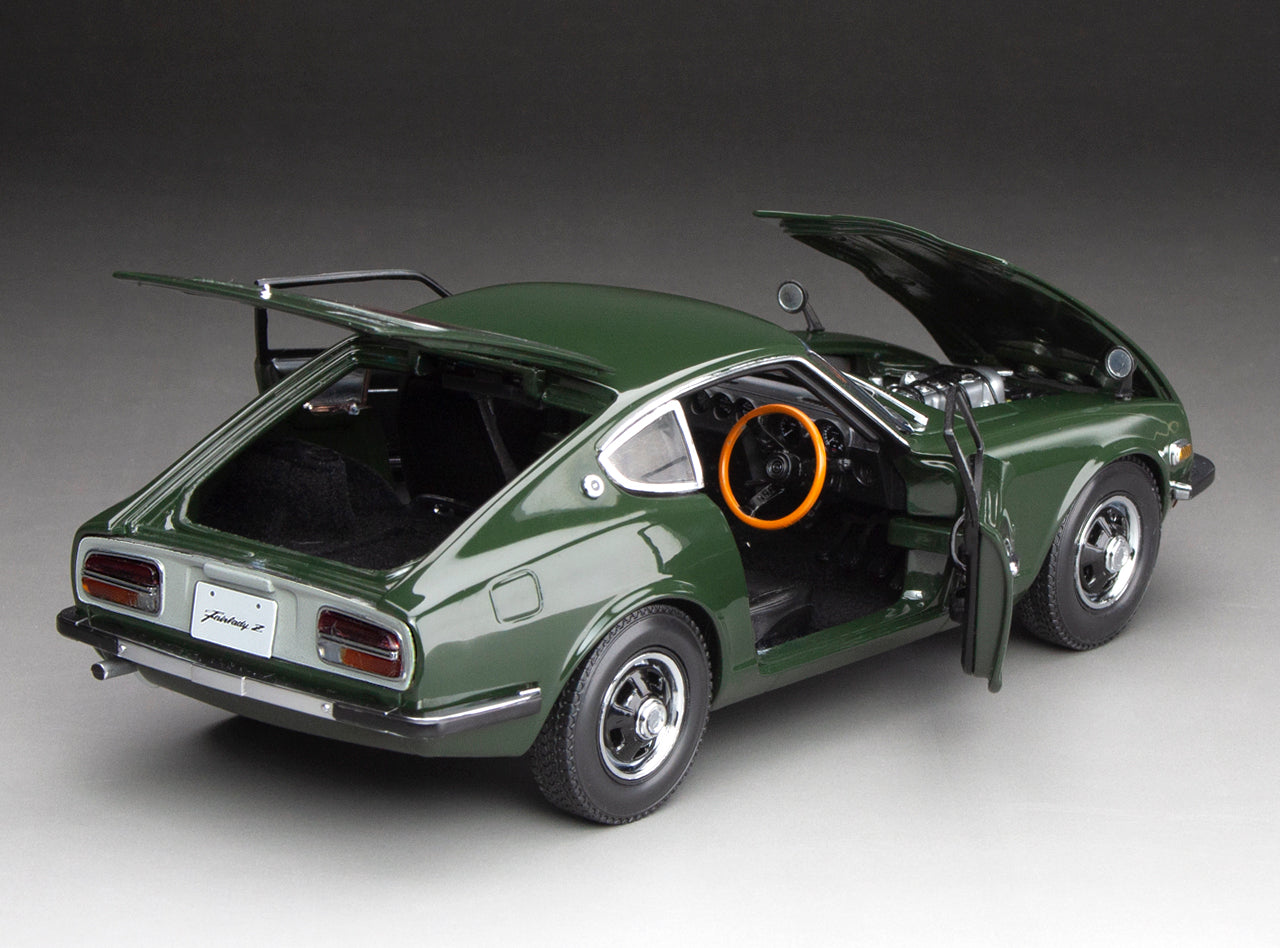Nissan Datsun 240Z Fairlady Z (S30) 1:18