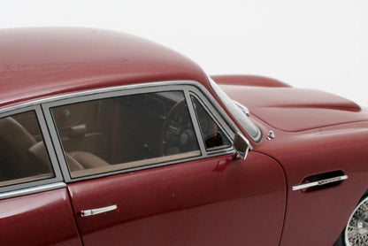 Aston Martin DB6 1:18