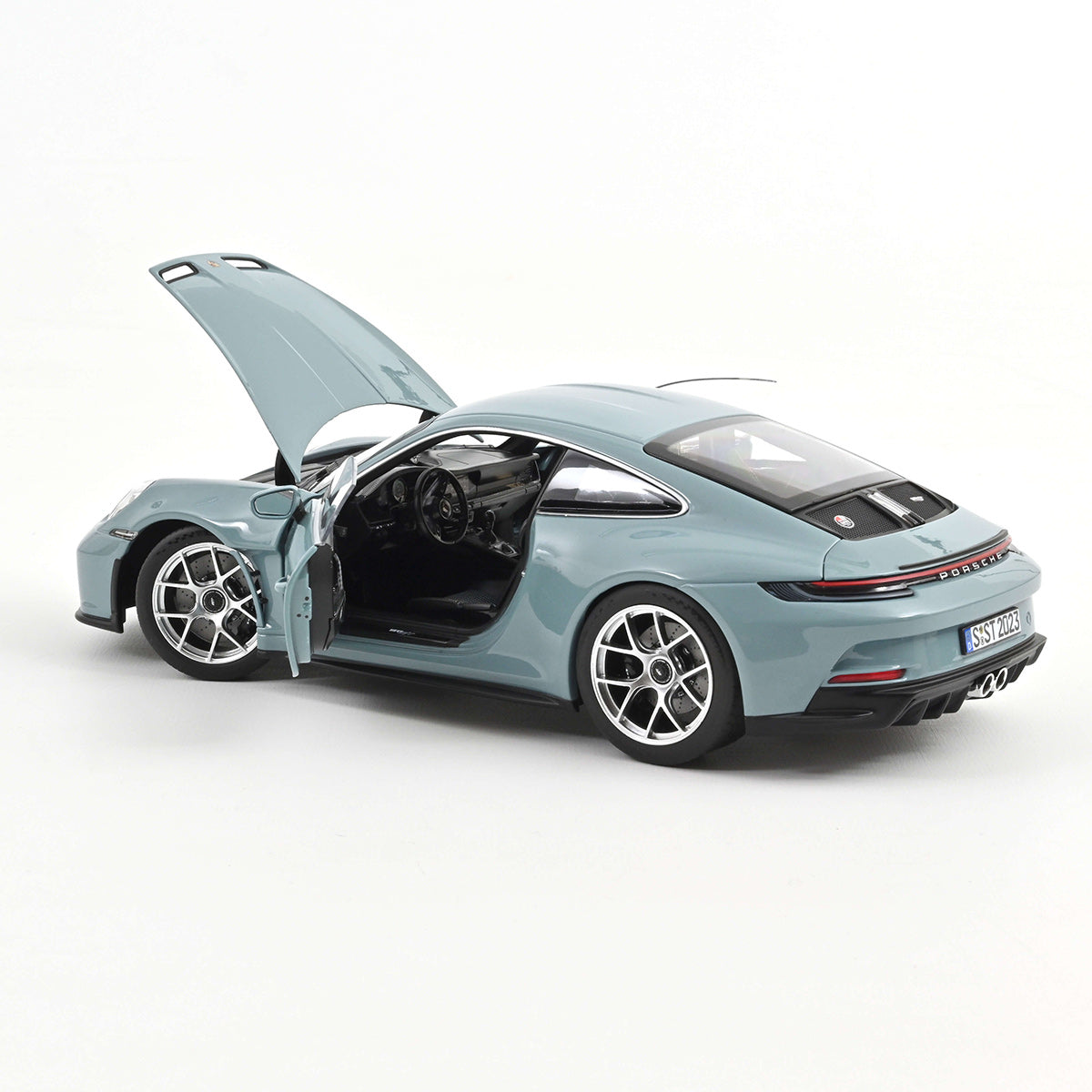 Porsche 911 S/T 2023 1:18