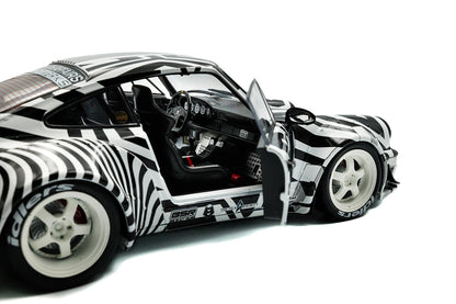 Porsche 911 THE ZEBRA 1:18