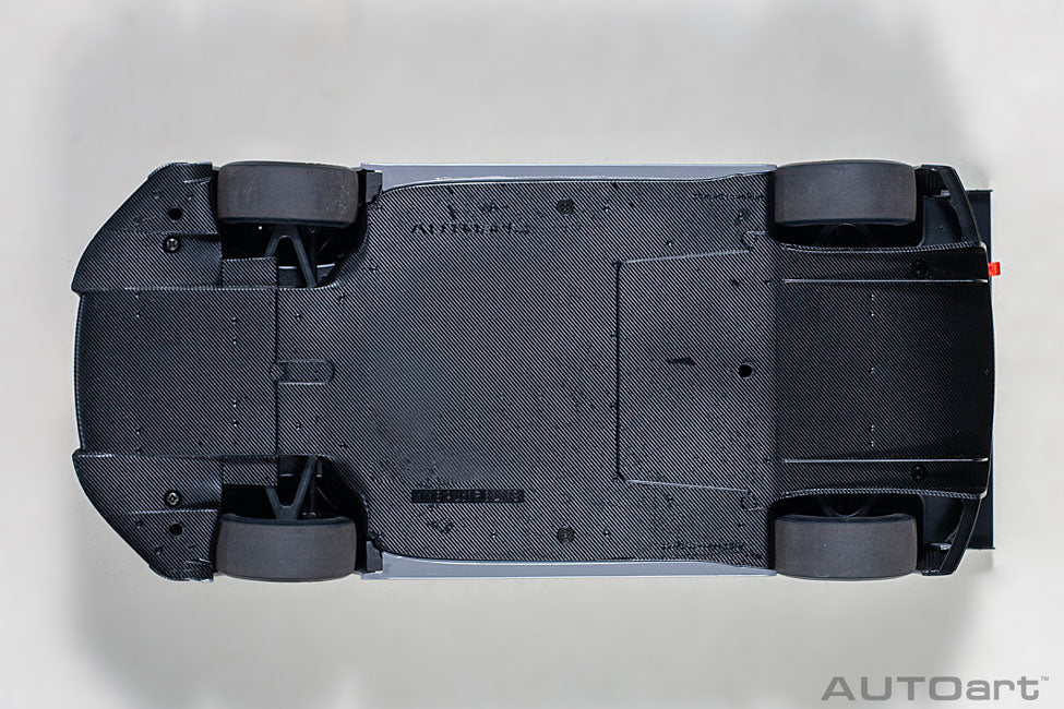 Audi R8 LMS 1:18