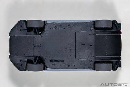 Audi R8 LMS 1:18