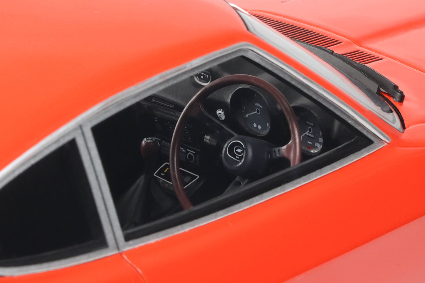 NISSAN FAIRLADY 240 ZG 1:18
